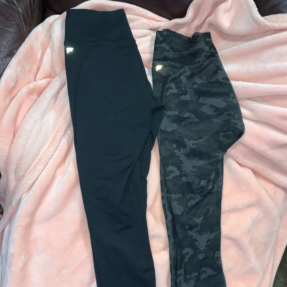 (2) Fabletics Leggings